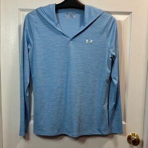 Under Armour HeatGear- Long Sleeve Hooded Top- Large